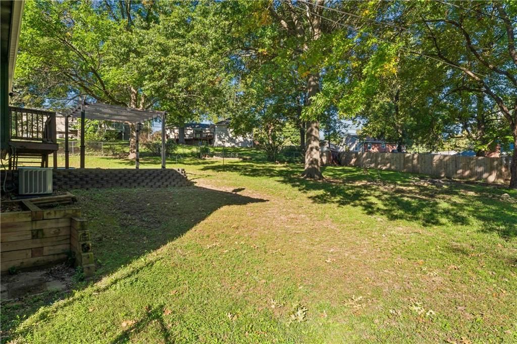 Photo 54 of 54 - 700 NE 55TH Street, Kansas City, MO 64118