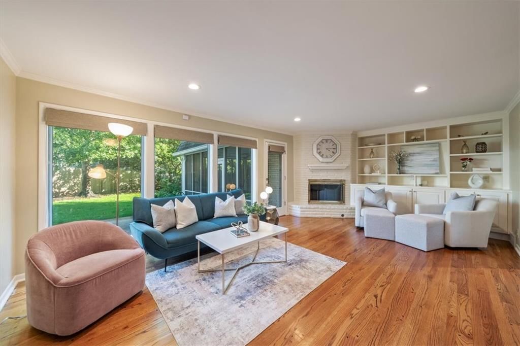 1287 W 61st Terrace, Kansas City, MO