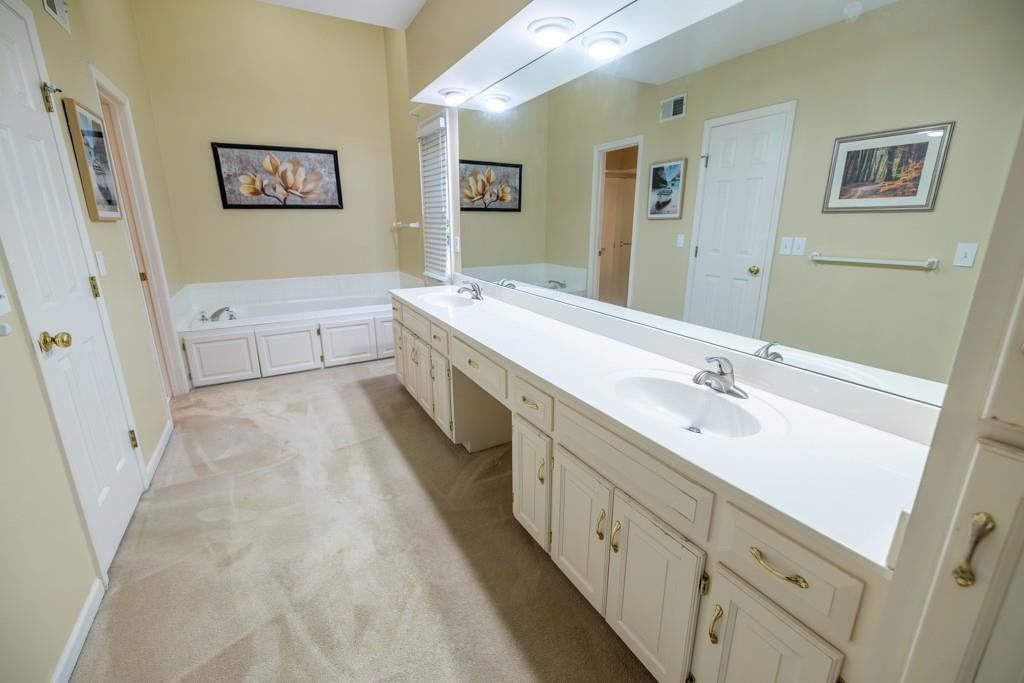 Photo 39 of 89 - 4990 W 178th Terr, Stilwell, KS 66085