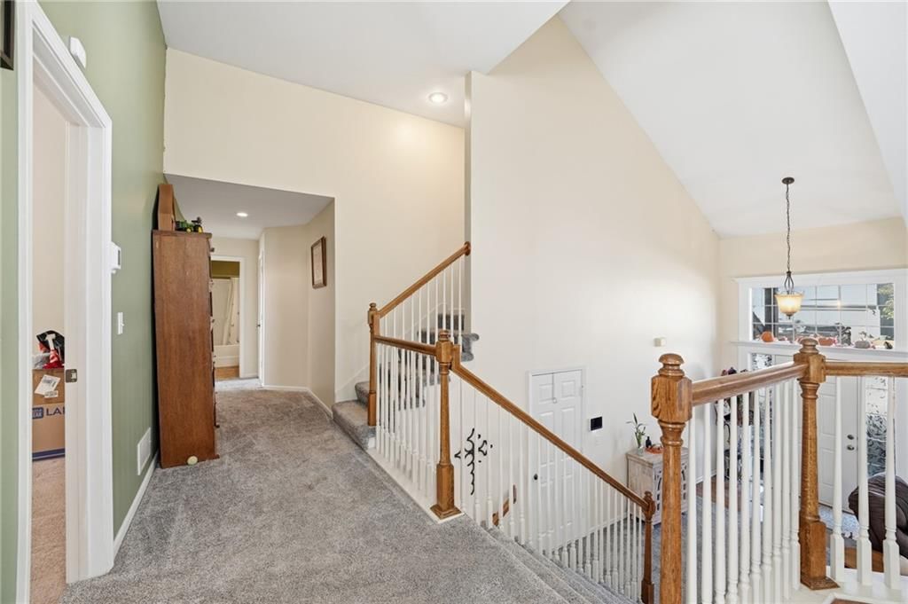 Photo 19 of 67 - 6211 NE 119th Terrace, Kansas City, MO 64156