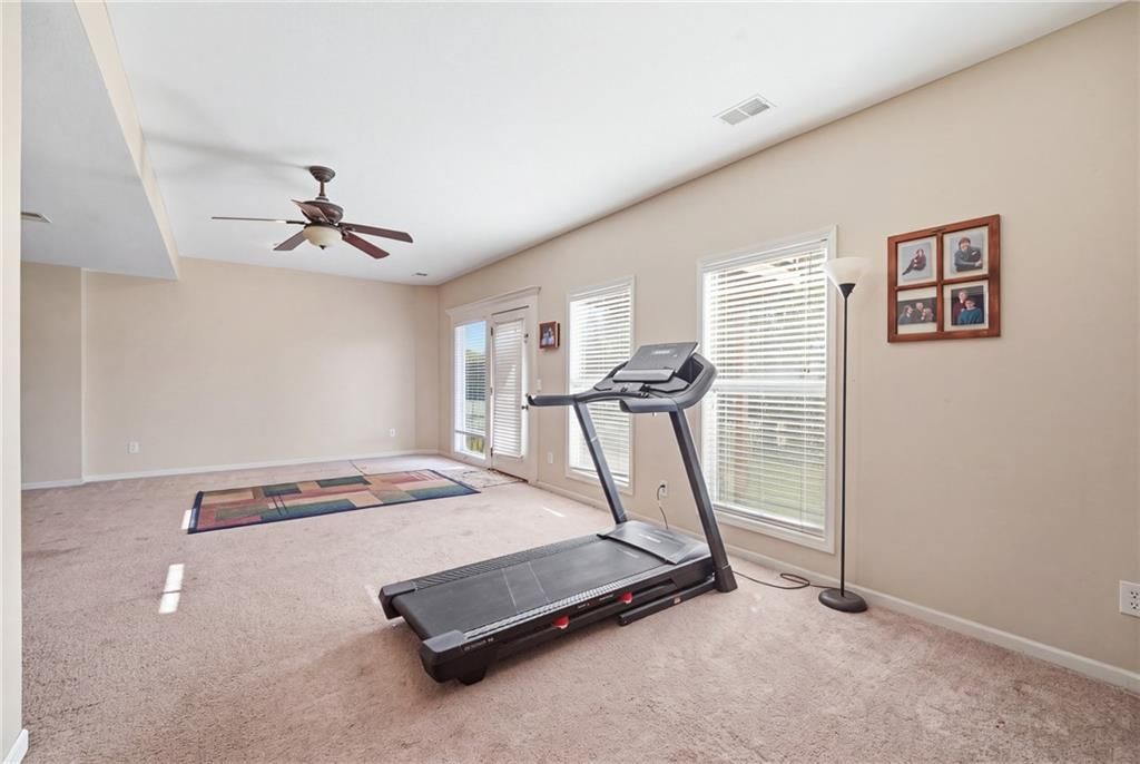 Photo 36 of 67 - 6211 NE 119th Terrace, Kansas City, MO 64156