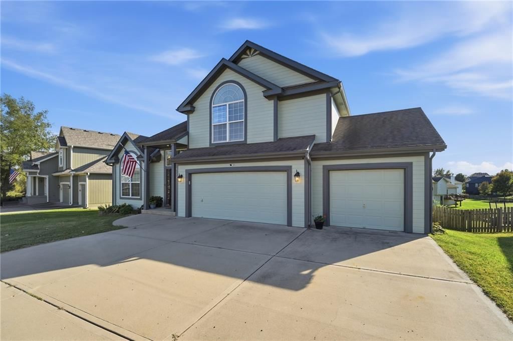Photo 43 of 67 - 6211 NE 119th Terrace, Kansas City, MO 64156