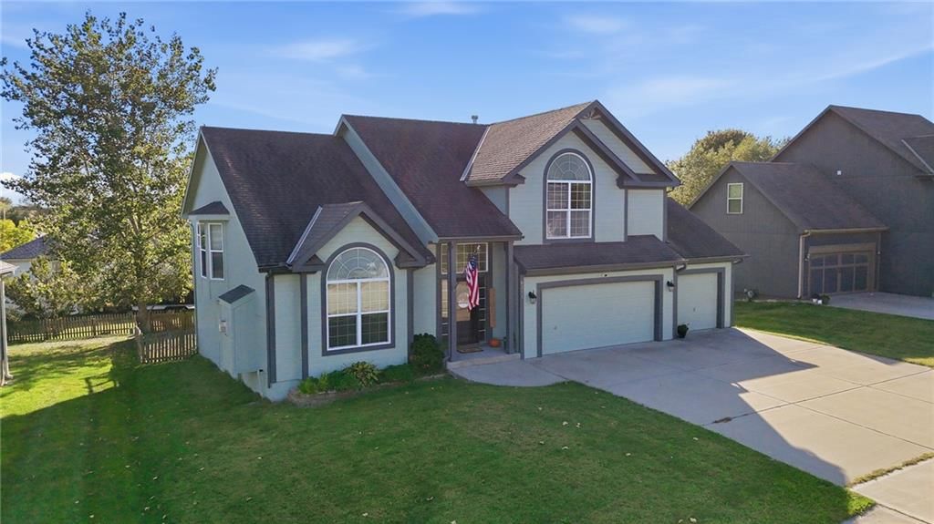 Photo 61 of 67 - 6211 NE 119th Terrace, Kansas City, MO 64156