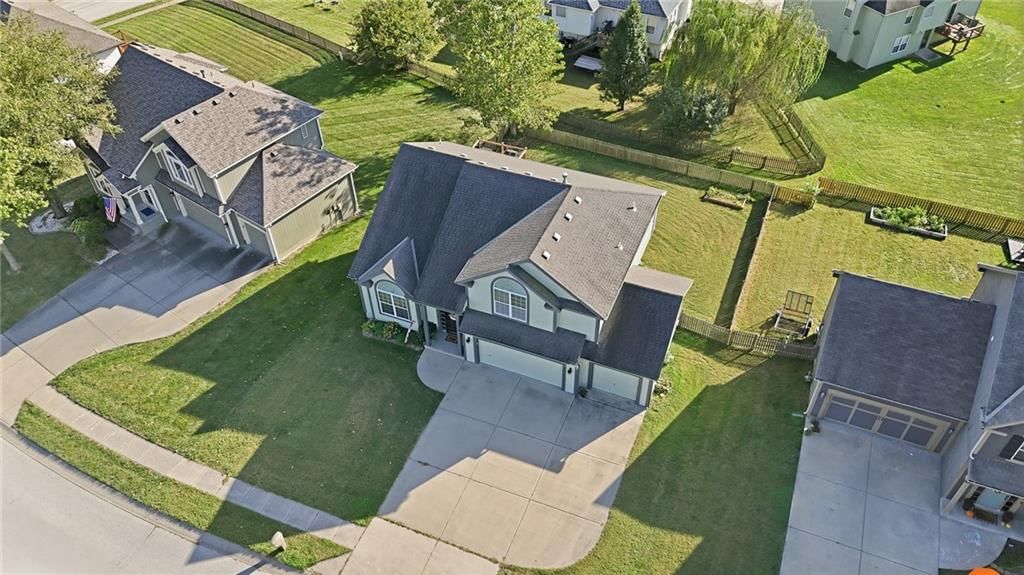 Photo 63 of 67 - 6211 NE 119th Terrace, Kansas City, MO 64156