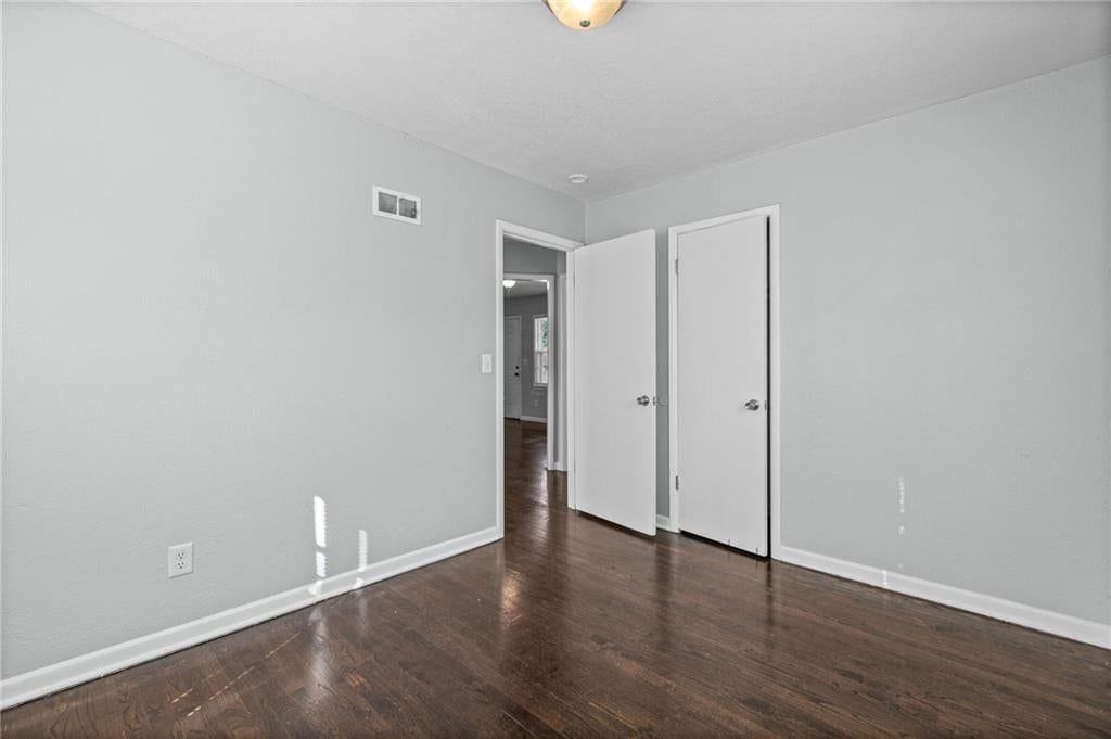 Photo 16 of 23 - 10137 E 80th Street, Raytown, MO 64138