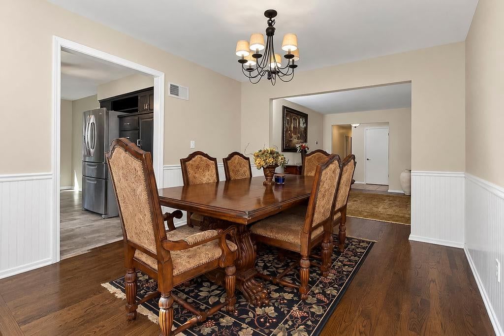 Photo 5 of 43 - 8148 NW Twin Oaks Drive, Kansas City, MO 64151