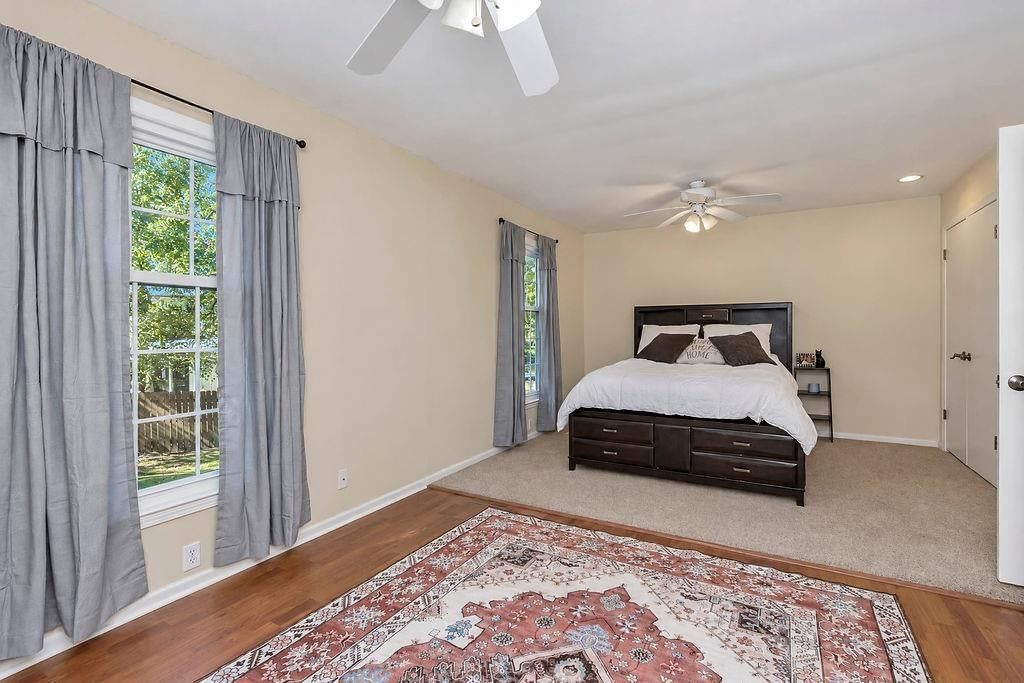 Photo 22 of 43 - 8148 NW Twin Oaks Drive, Kansas City, MO 64151