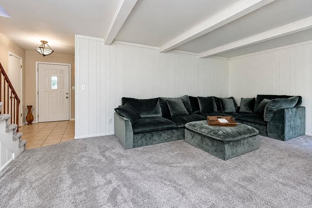 Photo 23 of 43 - 8148 NW Twin Oaks Drive, Kansas City, MO 64151