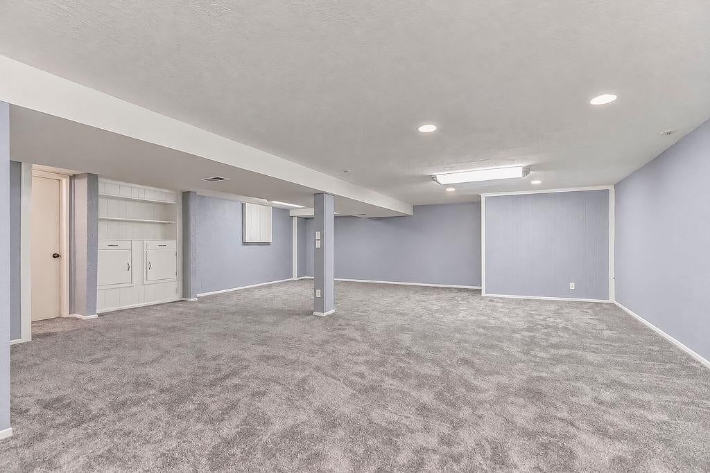 Photo 38 of 43 - 8148 NW Twin Oaks Drive, Kansas City, MO 64151