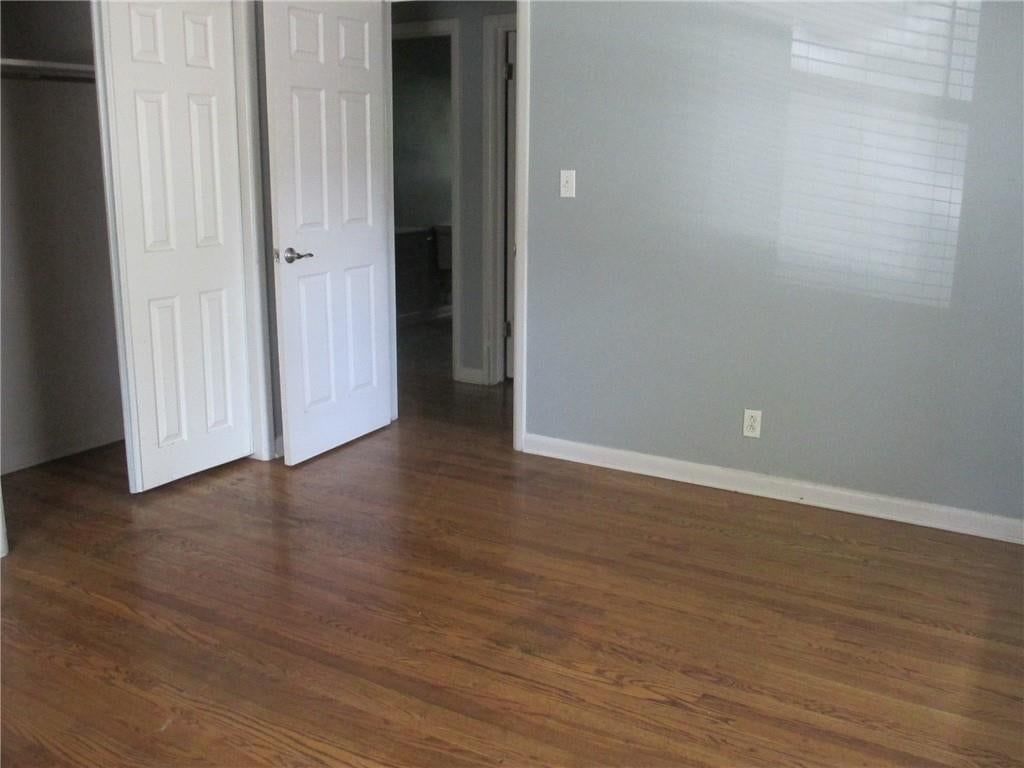 Photo 9 of 22 - 3811 S Delaware Avenue, Independence, MO 64055