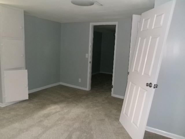 Photo 12 of 22 - 3811 S Delaware Avenue, Independence, MO 64055