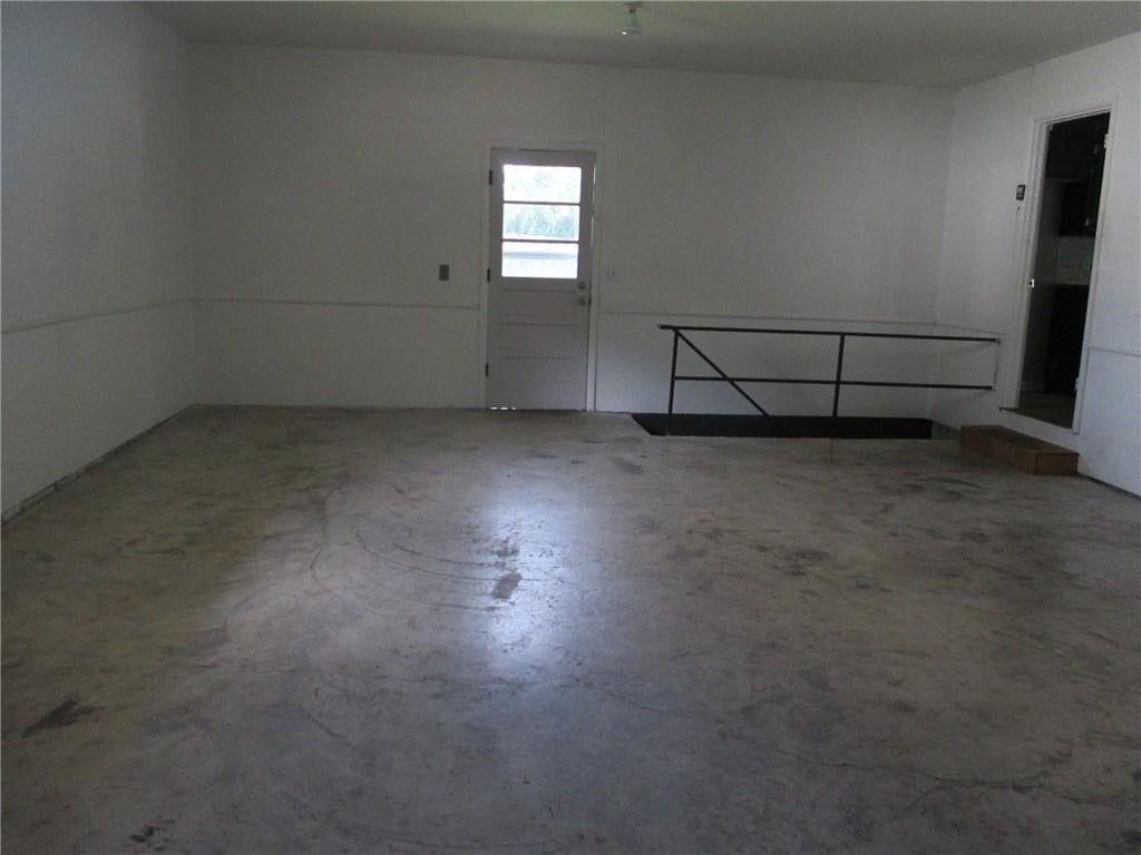 Photo 20 of 22 - 3811 S Delaware Avenue, Independence, MO 64055
