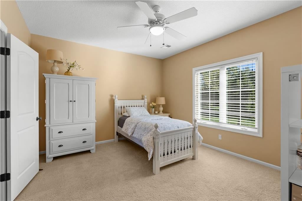 Photo 53 of 66 - 311 NW Rockwood Court, Lee's Summit, MO 64081