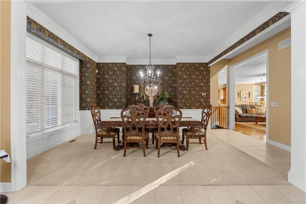Wainscoting or board and batten at 311 NW Rockwood Court, Lee's Summit, MO 64081