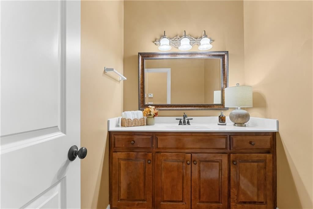 Black hardware at 311 NW Rockwood Court, Lee's Summit, MO 64081