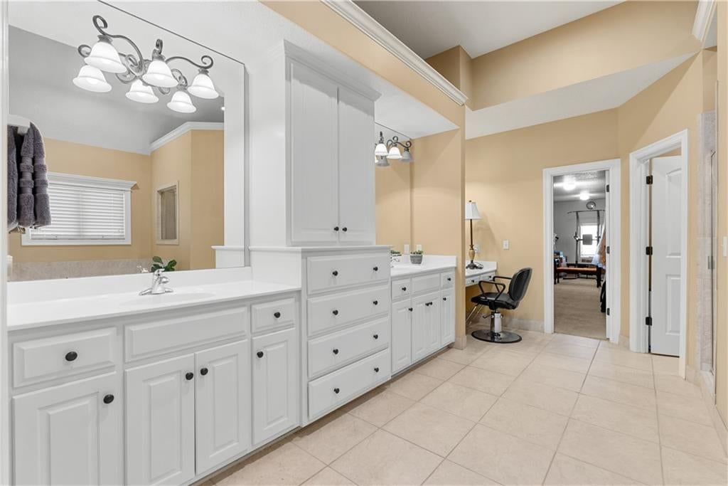 Photo 45 of 66 - 311 NW Rockwood Court, Lee's Summit, MO 64081