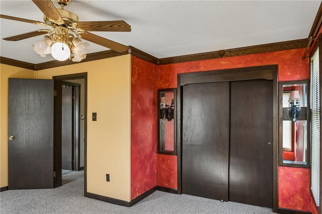 Photo 11 of 27 - 26876 Tonganoxie Drive, Leavenworth, KS 66048