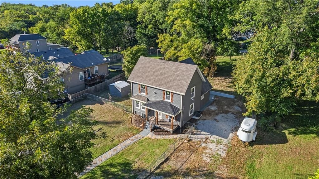 Photo 22 of 32 - 3410 Barnett Avenue, Kansas City, KS 66102