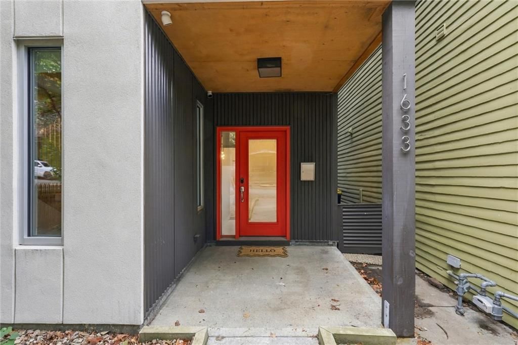 Photo 4 of 42 - 1633 Jefferson Street, Kansas City, MO 64108