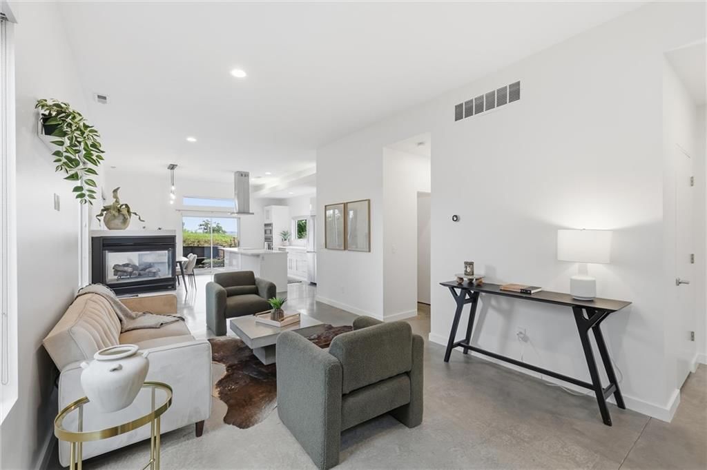 Photo 6 of 42 - 1633 Jefferson Street, Kansas City, MO 64108