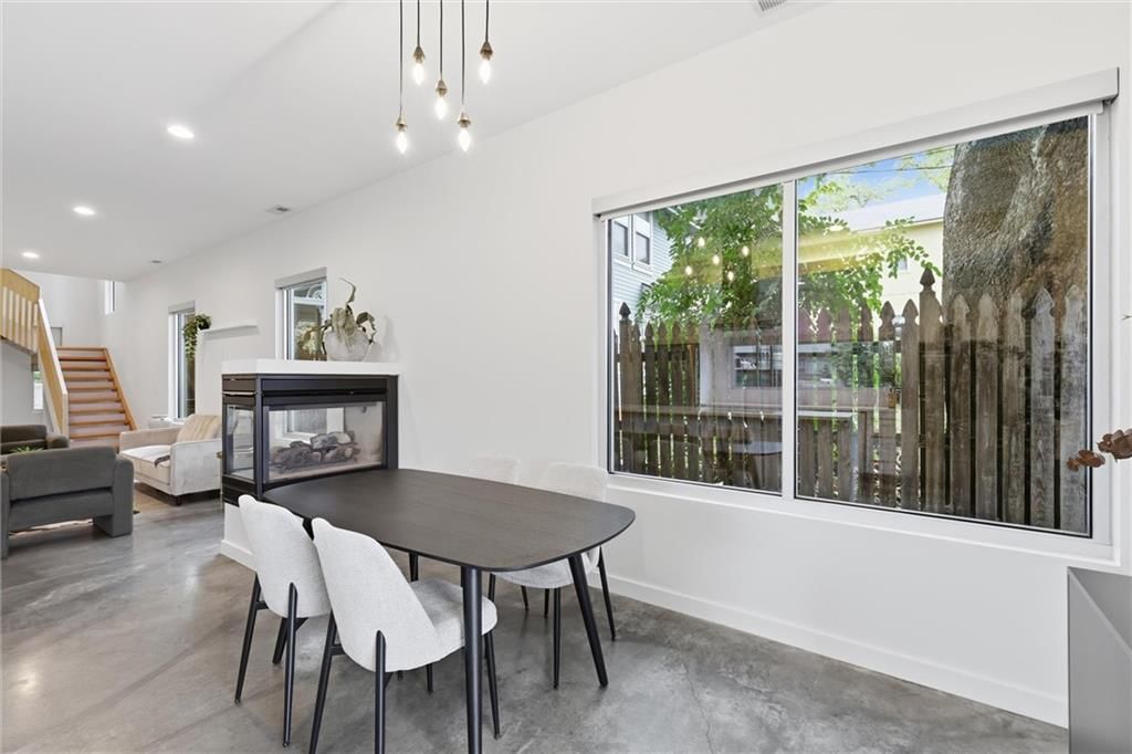 Photo 13 of 42 - 1633 Jefferson Street, Kansas City, MO 64108