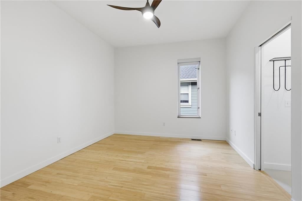 Photo 26 of 42 - 1633 Jefferson Street, Kansas City, MO 64108