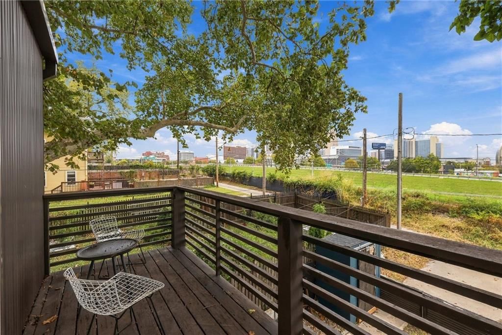 Photo 30 of 42 - 1633 Jefferson Street, Kansas City, MO 64108