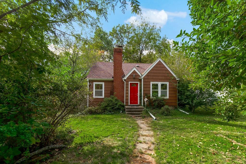 1203 W 27TH Street, Independence, MO