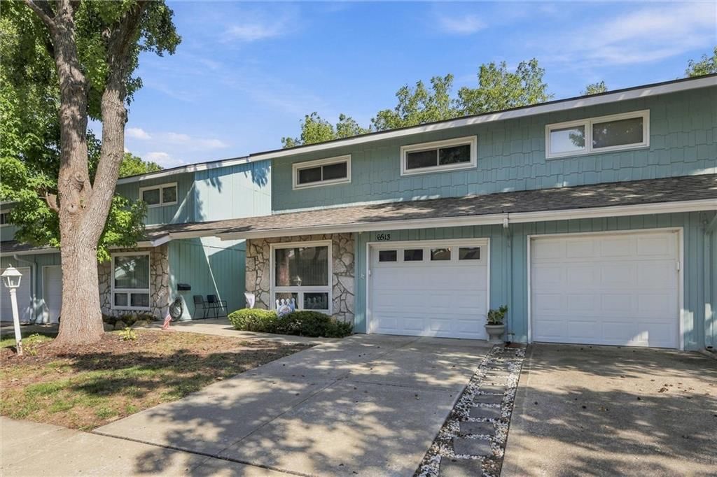 6513 W 49th Street, Mission, KS: listing photo 2