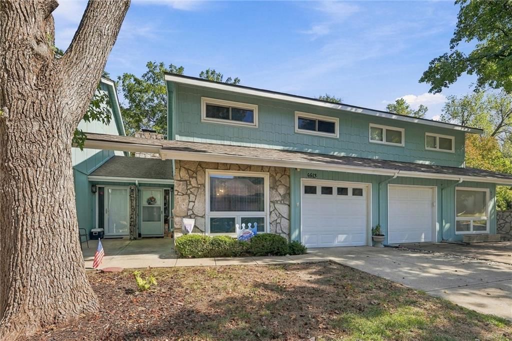 6513 W 49th Street, Mission, KS: listing photo 3