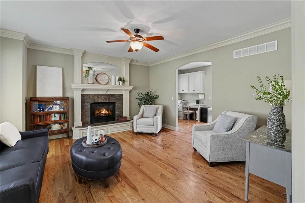 15917 Ballentine Street, Overland Park, KS