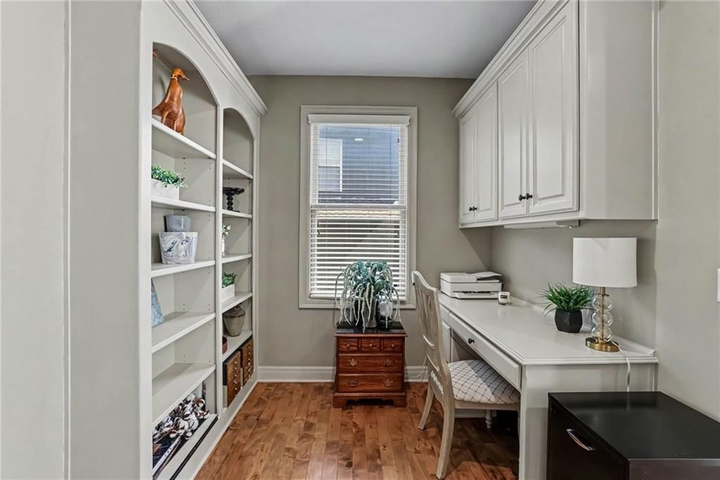 15917 Ballentine Street, Overland Park, KS: listing photo 3