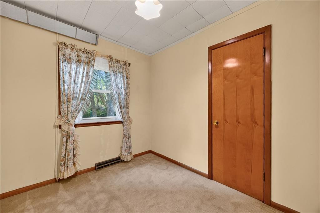 Photo 13 of 27 - 29602 D Highway, Lawson, MO 64062