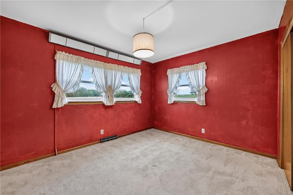 Photo 17 of 27 - 29602 D Highway, Lawson, MO 64062