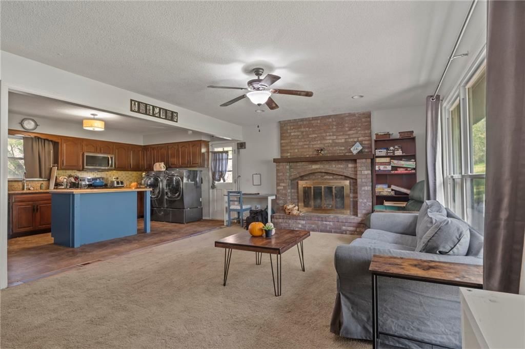 3524 N 73rd Drive, Kansas City, KS: listing photo 3
