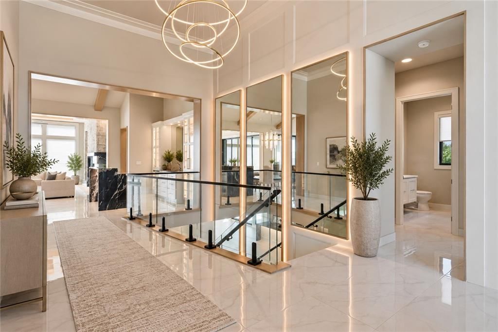 13614 Granada Drive, Leawood, KS: listing photo 3