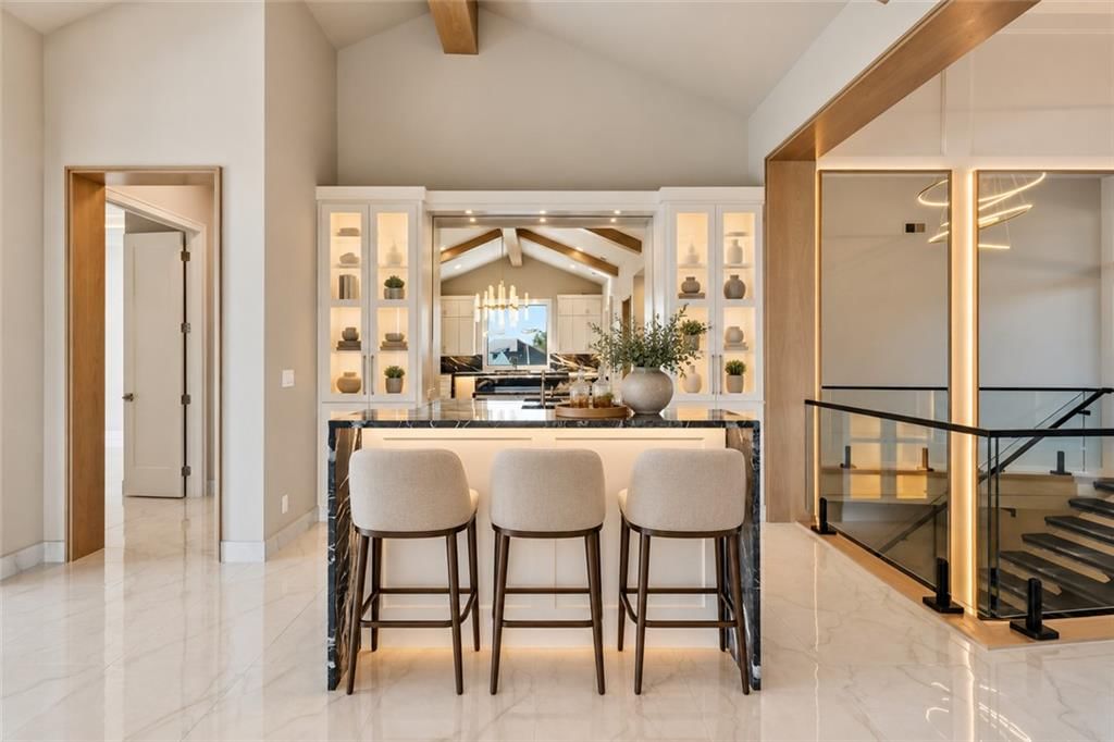 Photo 5 of 54 - 13614 Granada Drive, Leawood, KS 66224