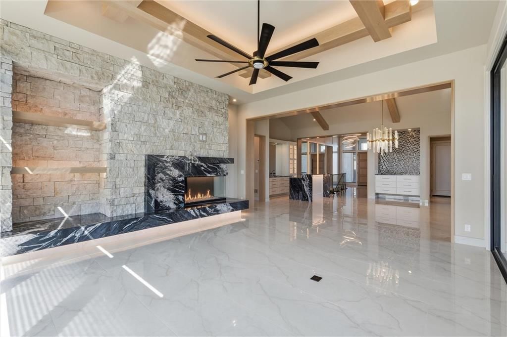 Photo 14 of 54 - 13614 Granada Drive, Leawood, KS 66224