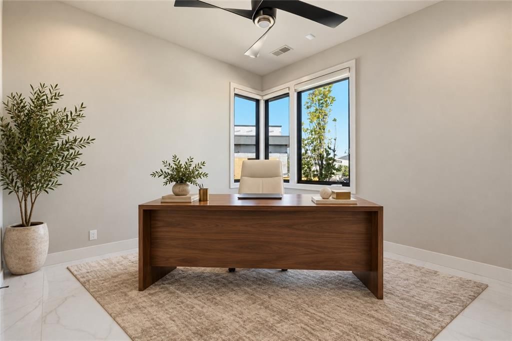 Photo 29 of 54 - 13614 Granada Drive, Leawood, KS 66224