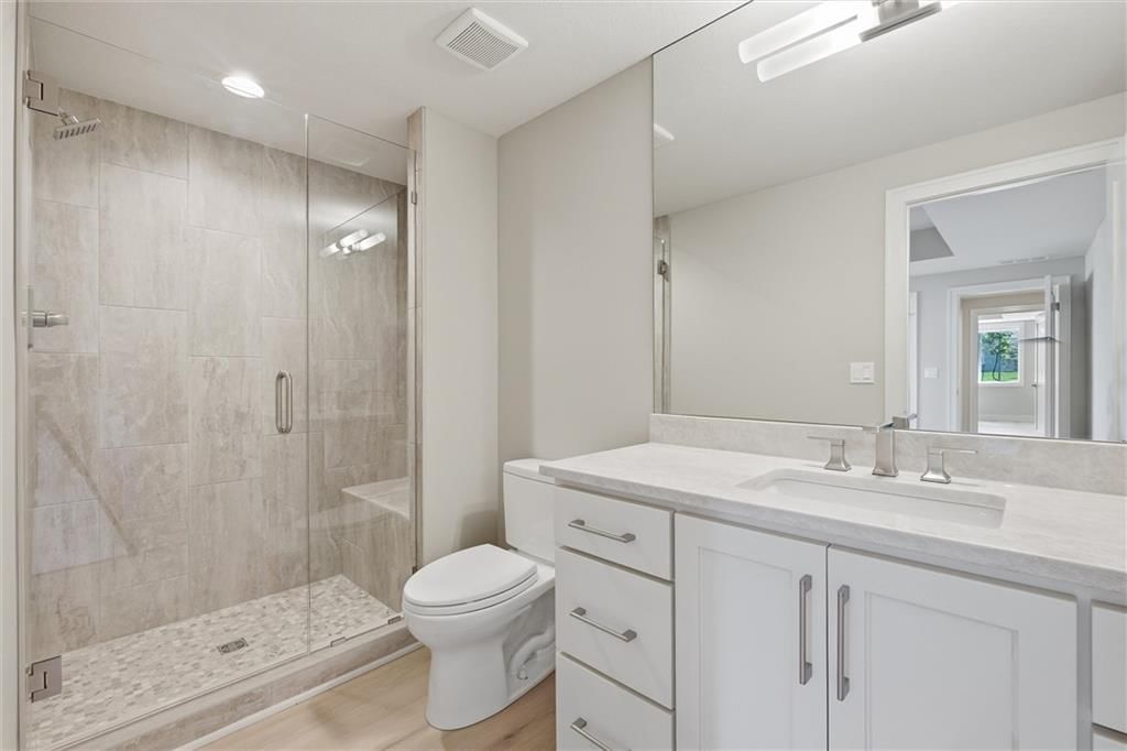 Photo 37 of 54 - 13614 Granada Drive, Leawood, KS 66224