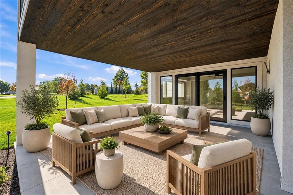 Photo 47 of 54 - 13614 Granada Drive, Leawood, KS 66224
