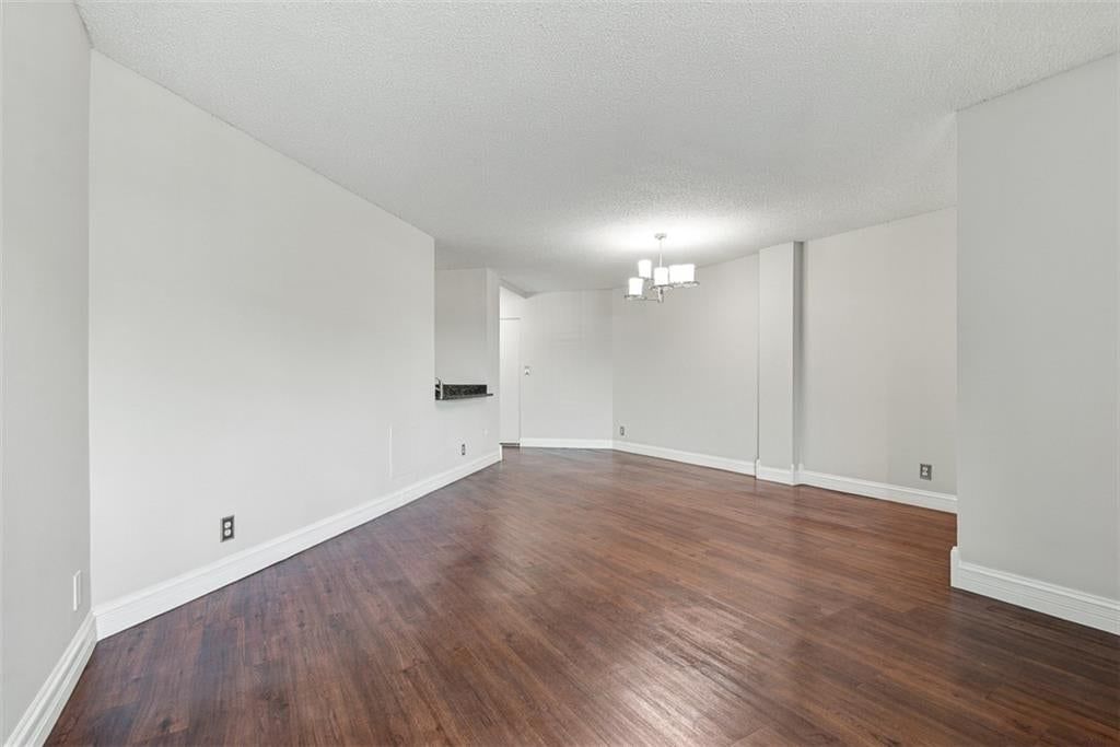 Photo 5 of 28 - 3838 Rainbow Boulevard #101, Kansas City, KS 66103