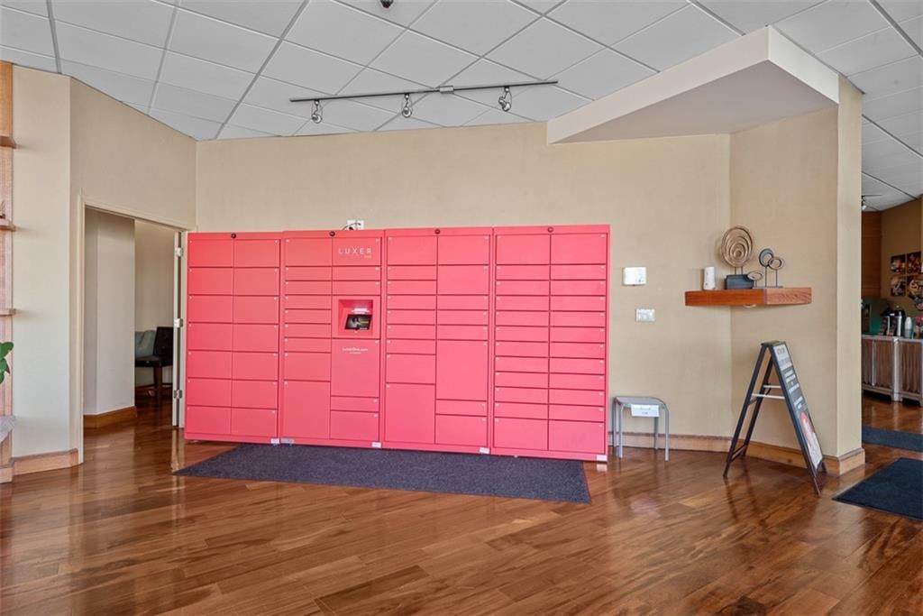 Photo 25 of 28 - 3838 Rainbow Boulevard #101, Kansas City, KS 66103