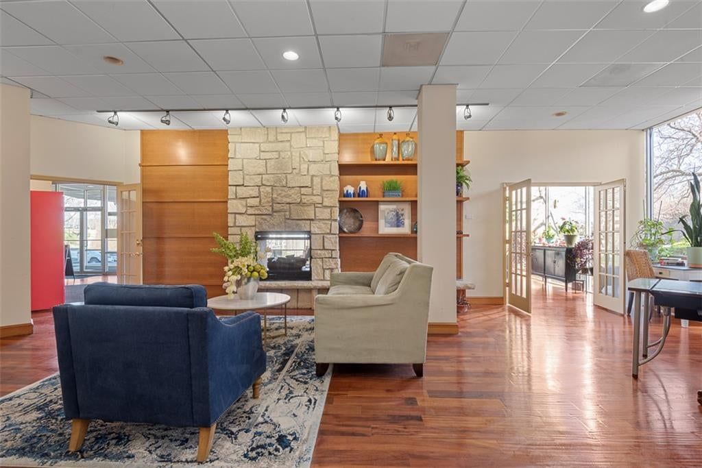 Photo 26 of 28 - 3838 Rainbow Boulevard #101, Kansas City, KS 66103
