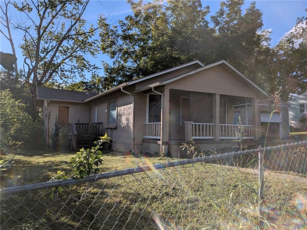6744 Bales Avenue, Kansas City, MO: listing photo 2
