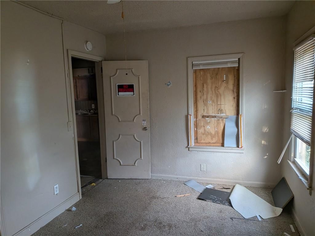 Photo 9 of 12 - 6744 Bales Avenue, Kansas City, MO 64132