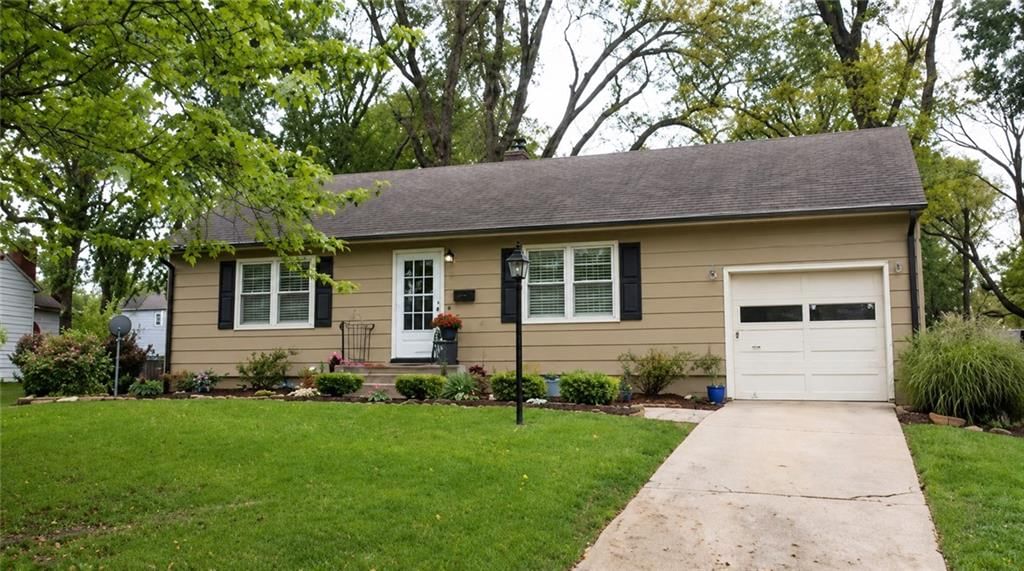 8708 Grande Pas Street, Kansas City, MO