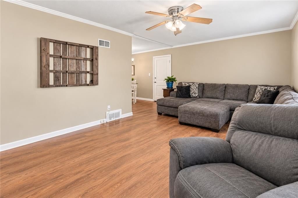 8708 Grande Pas Street, Kansas City, MO: listing photo 3