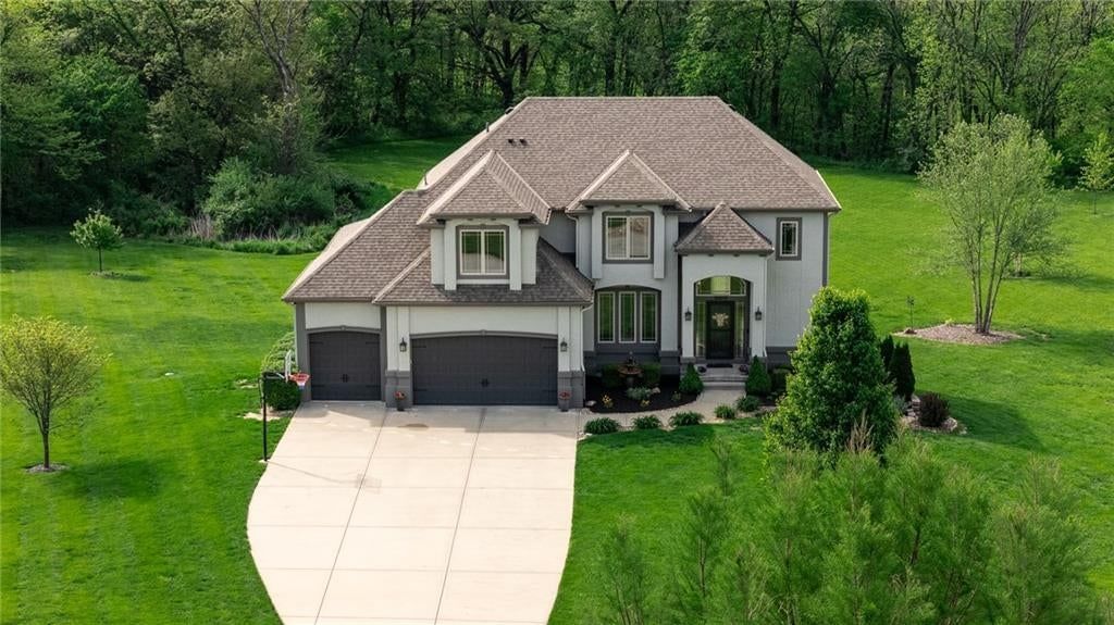 13017 Kelli Drive, Kearney, MO: listing photo 3