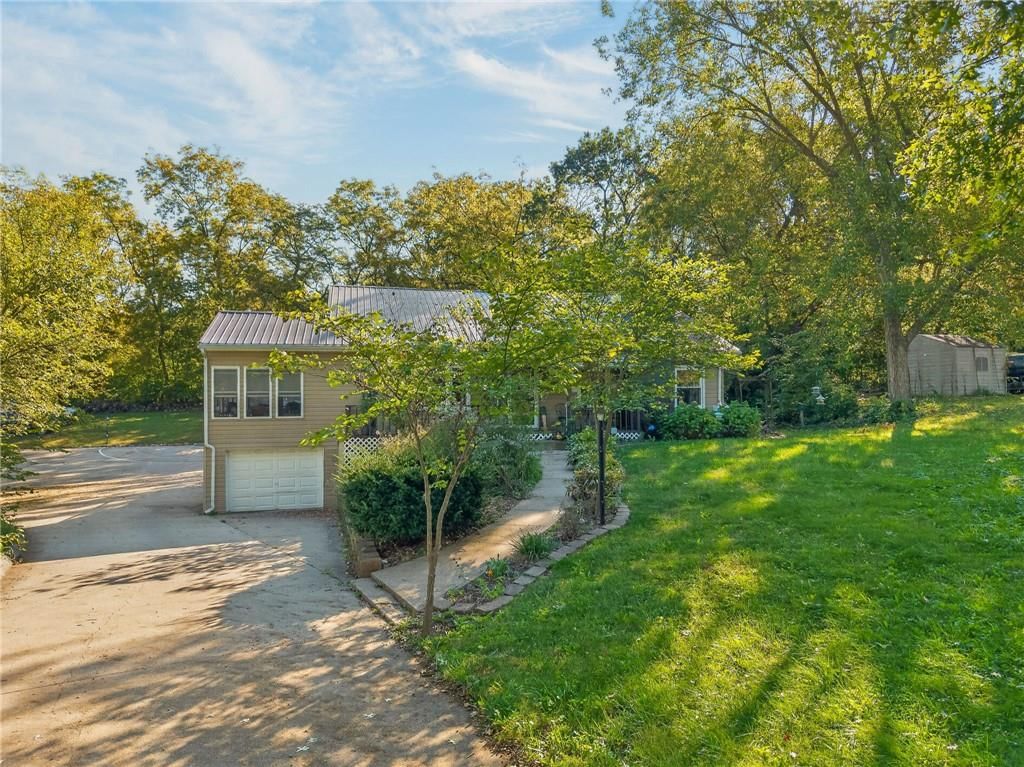 115 S Titus Avenue, Excelsior Springs, MO: listing photo 3